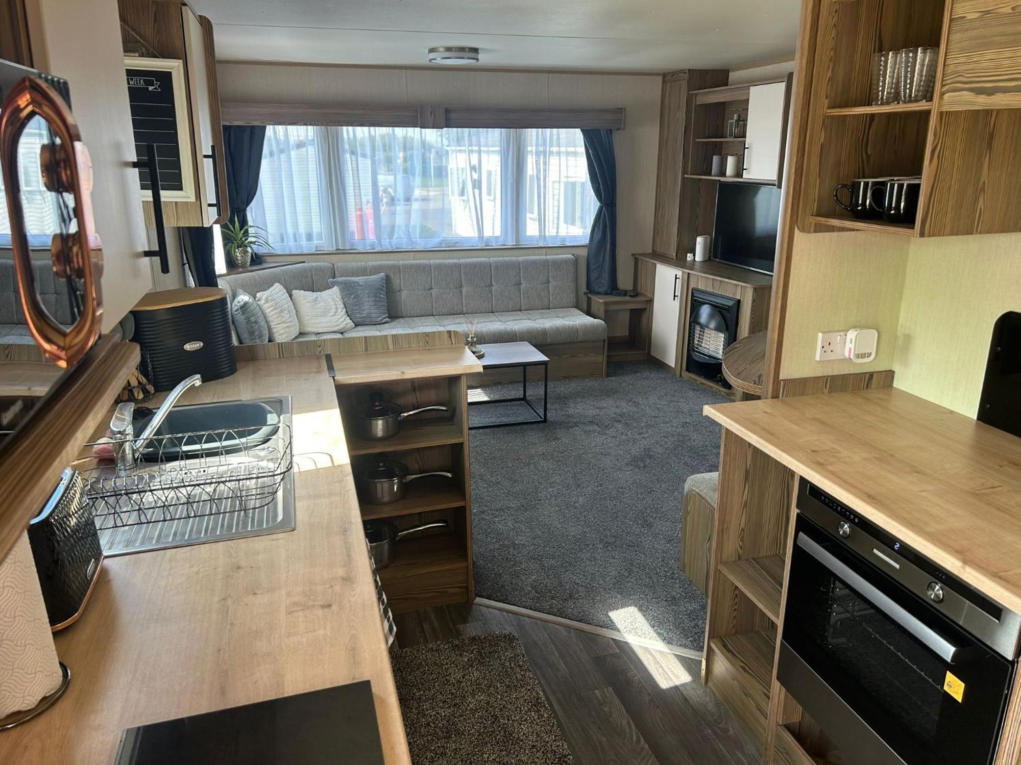 Blue Dolphin Holiday Park Gristhorpe 外观 照片